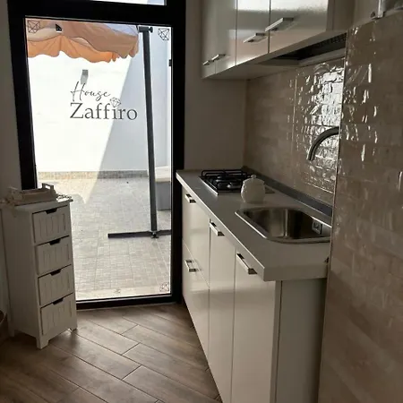 House Zaffiro